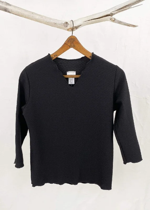 Black Vigo Surreal Textured Top