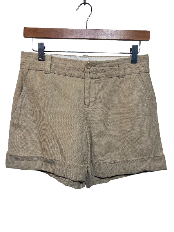 Banana Republic Women’s Tan Shorts (Size M)