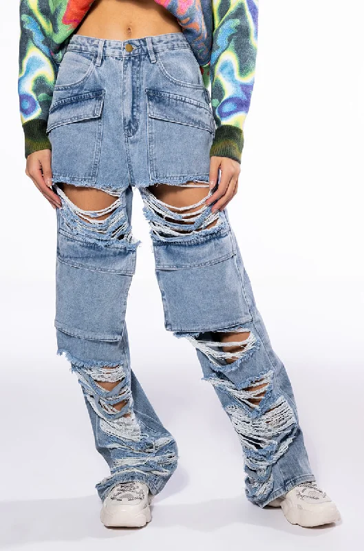 NEVER STRESSED DISTRESSED RELAXED FIT JEANS