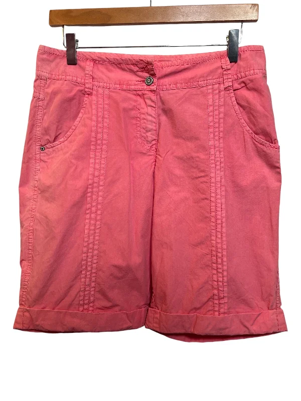 Sandwich_ Women's Pink Cargo Shorts (W30)