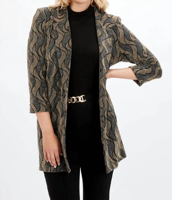 Shimmer Wave Motif Jacket In Gold/navy