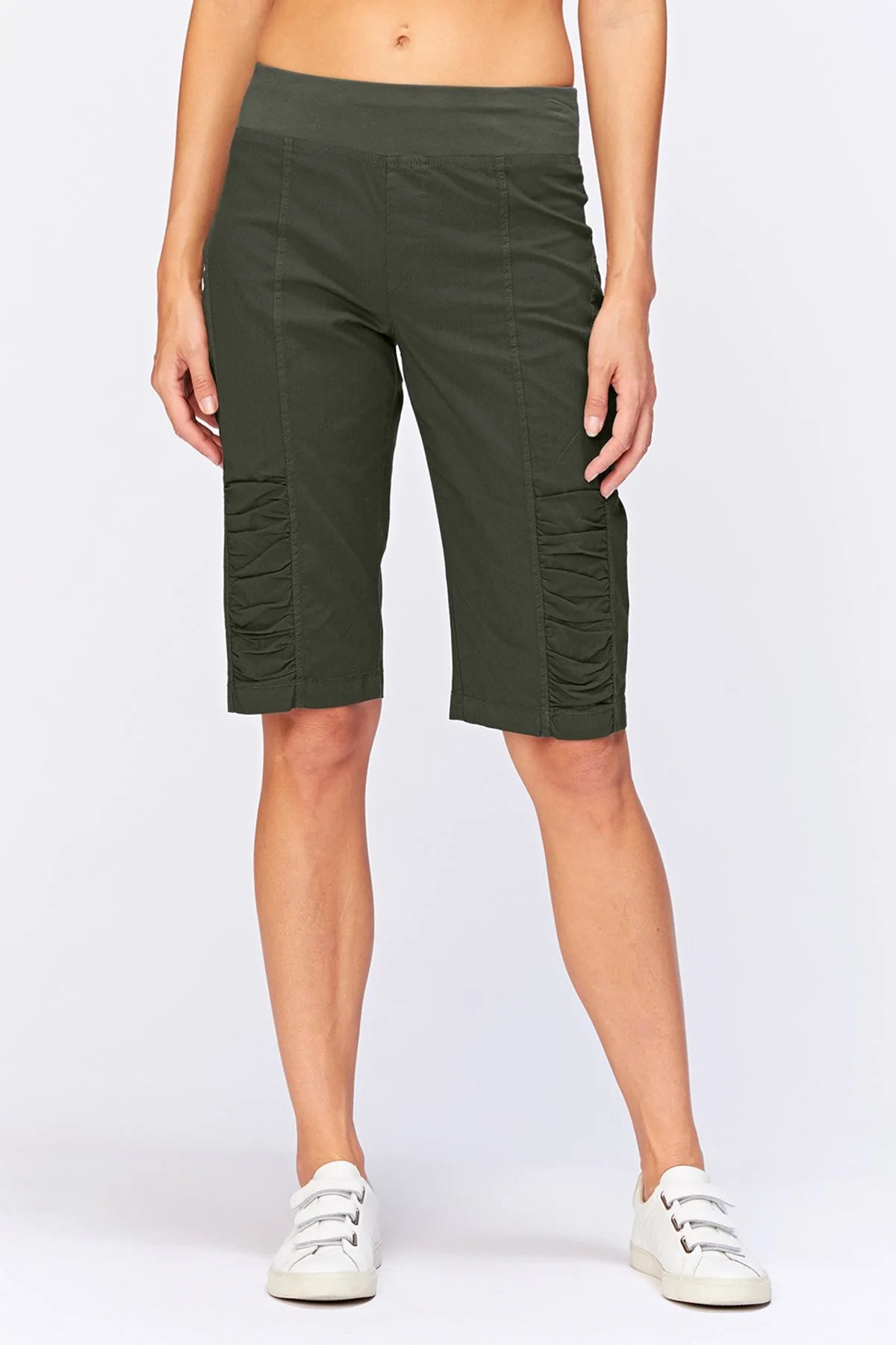 Tatem Bermuda Shorts - Olive